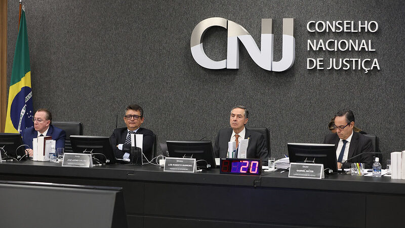 CNJ mantém no cargo juízes que atuaram em processos da Lava-Jato