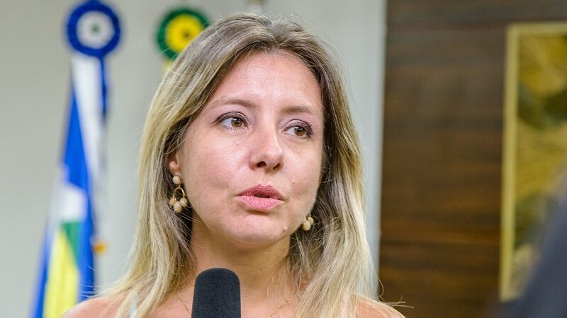 Prefeita eleita por Várzea Grande Flávia Moretti irá recorrer ao TCE-MT caso Kalil não autorize sua equipe de transição