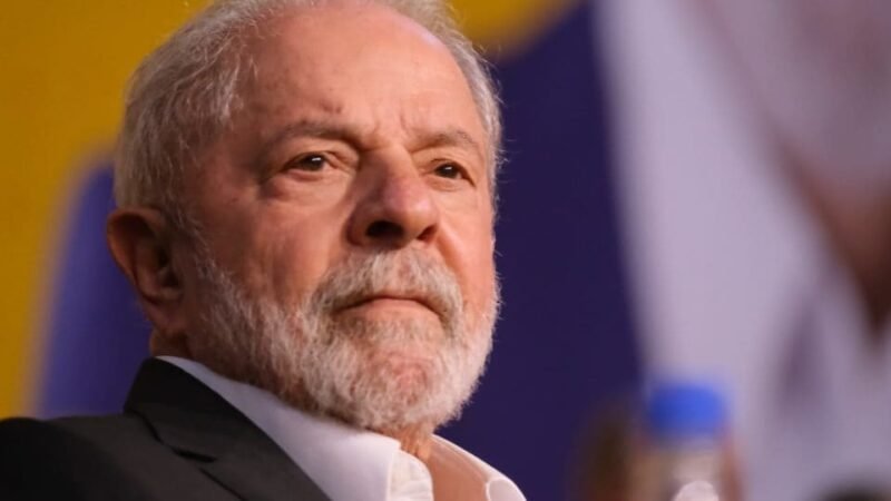 Após tentativa de golpe, viagem de Lula à Bolívia está mantida