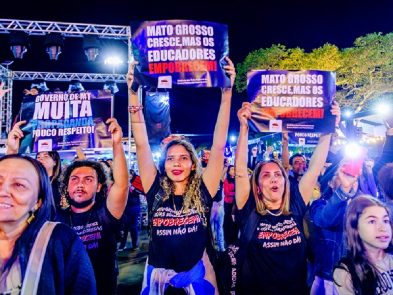 Sintep-MT leva protestos dos educadores para o Festival de Inverno em Chapada dos Guimarães