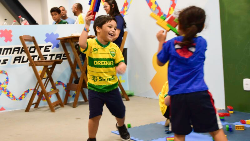 Conheça os oito autistas contemplados para assistir a partida entre Cuiabá e Corinthians