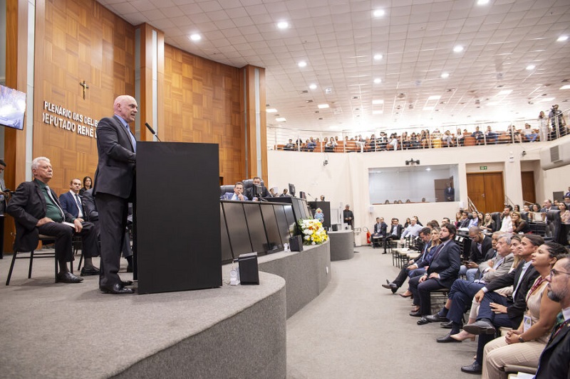 Seminário com ministros do STF, Assembleia Legislativa comemora os 35 anos da Constituição de Mato Grosso