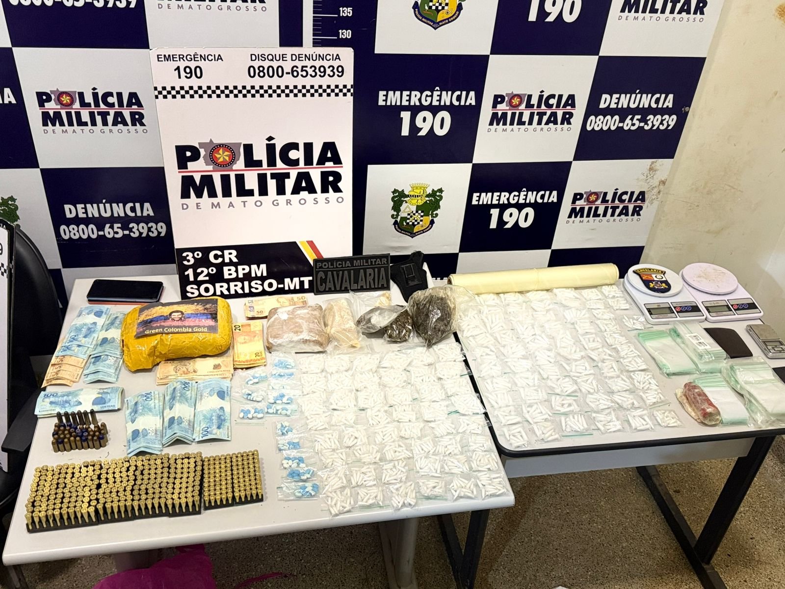 Polícia Militar prende membro de facção criminosa com drogas, munições e R$ 8,3 mil em dinheiro