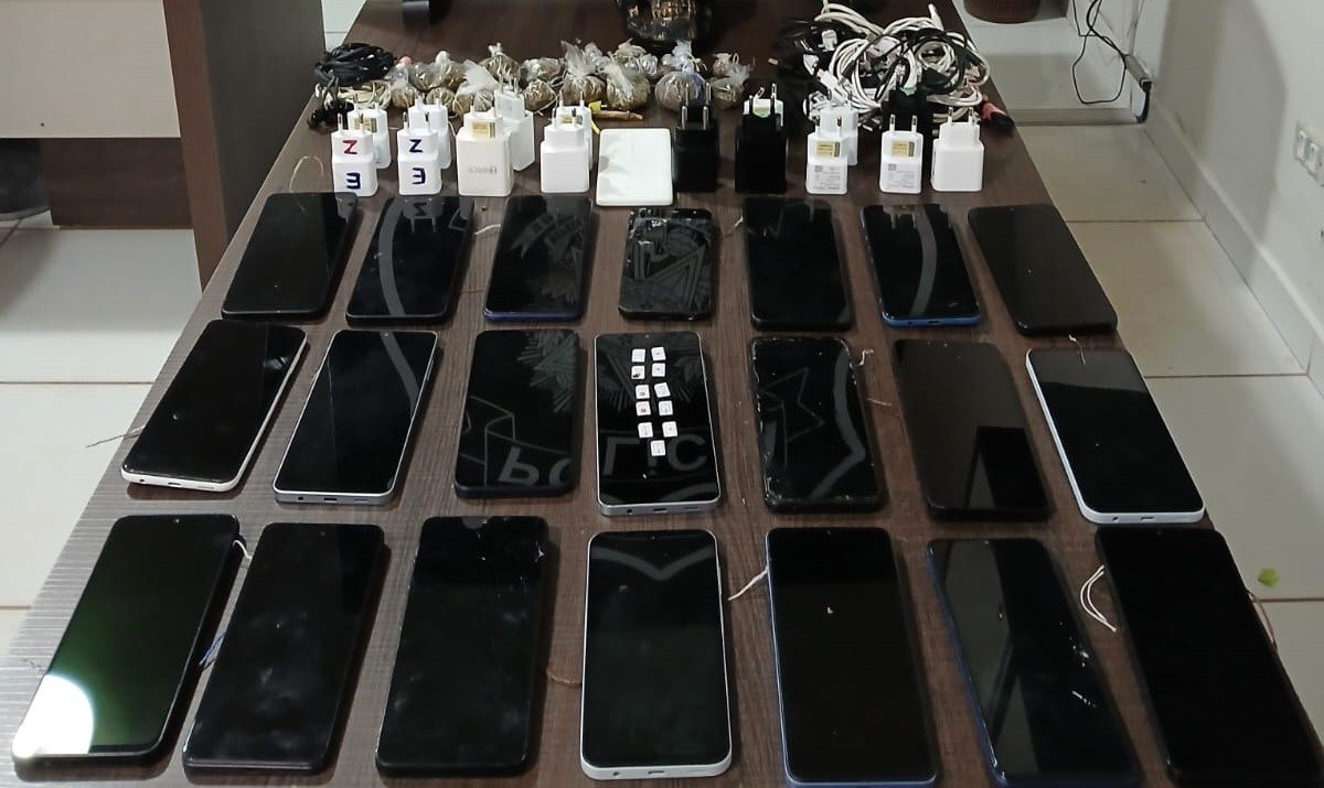 Nova varredura apreende mais de 20 celulares e drogas na Penitenciária de Rondonópolis