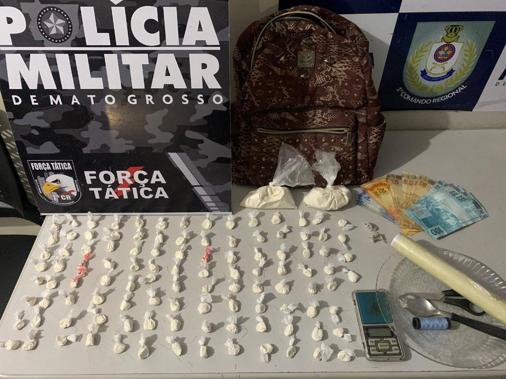 Força Tática prende homem em flagrante com 112 porções de drogas