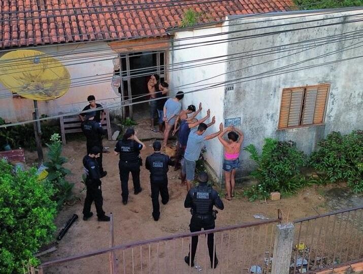 Polícia Civil deflagra 17 operações contra facções criminosas nesta quinta-feira (13)